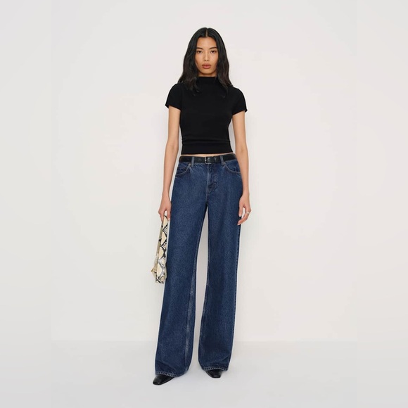 Reformation Denim - Reformation Cary Low Rise slouchy Wide-Leg Jeans Size 26 in Cleary. EUC